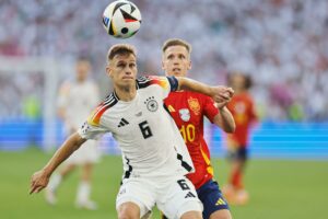 PSG Targets Two Midfield Maestros for Summer Transfer – One Comes with a Hefty Price Tag