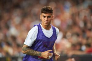 Benfica Eyes Enzo Barrenechea Amidst Competition from Porto
