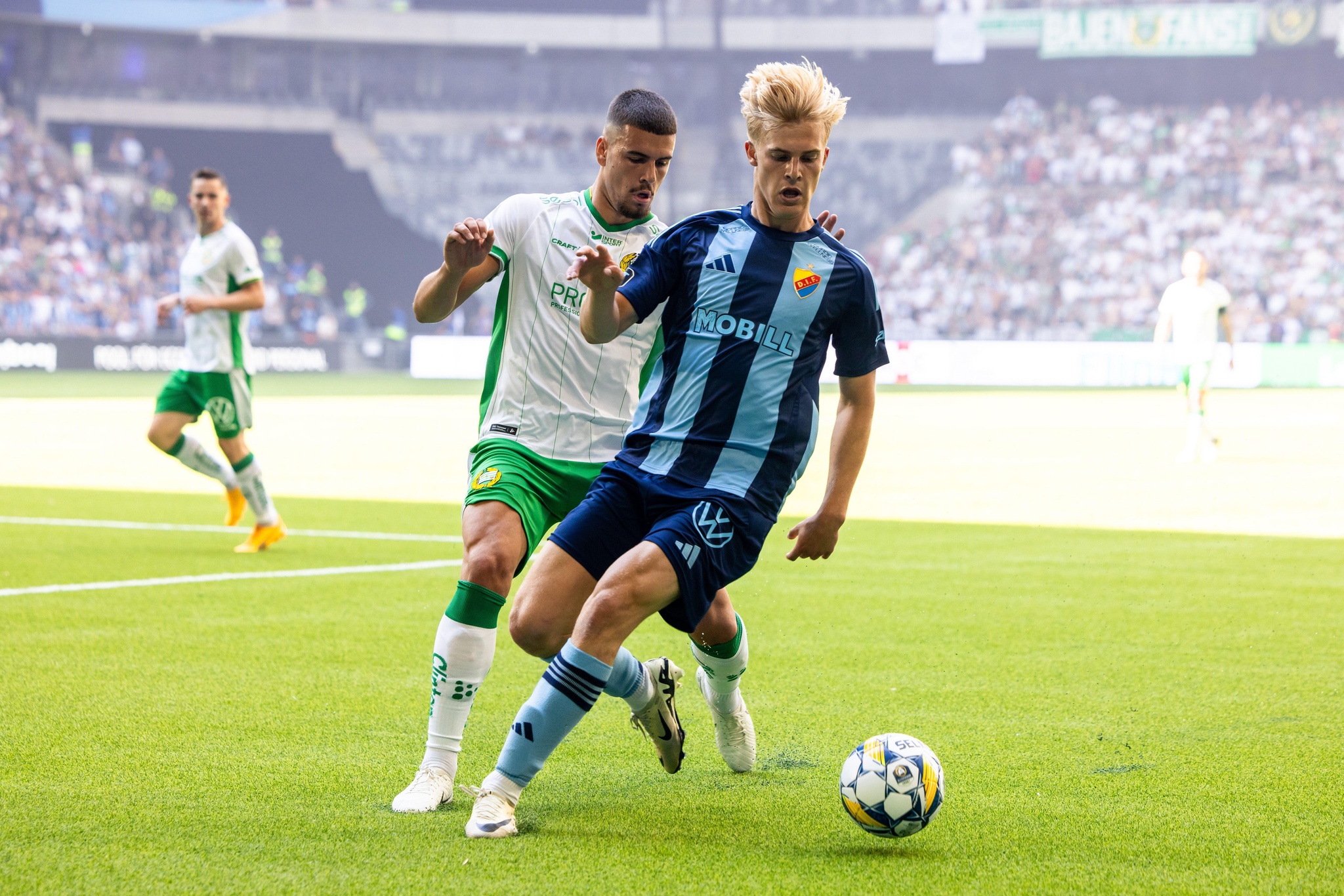 Stockholm, Sverige. 02nd June, 2024. 240602 Djurgårdens Lucas Bergvall och Hammarbys Edvin Kurtulus under fotbollsmatchen i Allsvenskan mellan Djurgården och Hammarby den 2 juni 2024 i Stockholm. Foto: Michael Campanella/BILDBYRÅN/COP 313/KJ0171 fotboll football soccer fotball allsvenskan djurgården hammarby (Photo by MICHAEL CAMPANELLA/Bildbyran/Sipa USA) Credit: Sipa US/Alamy Live News