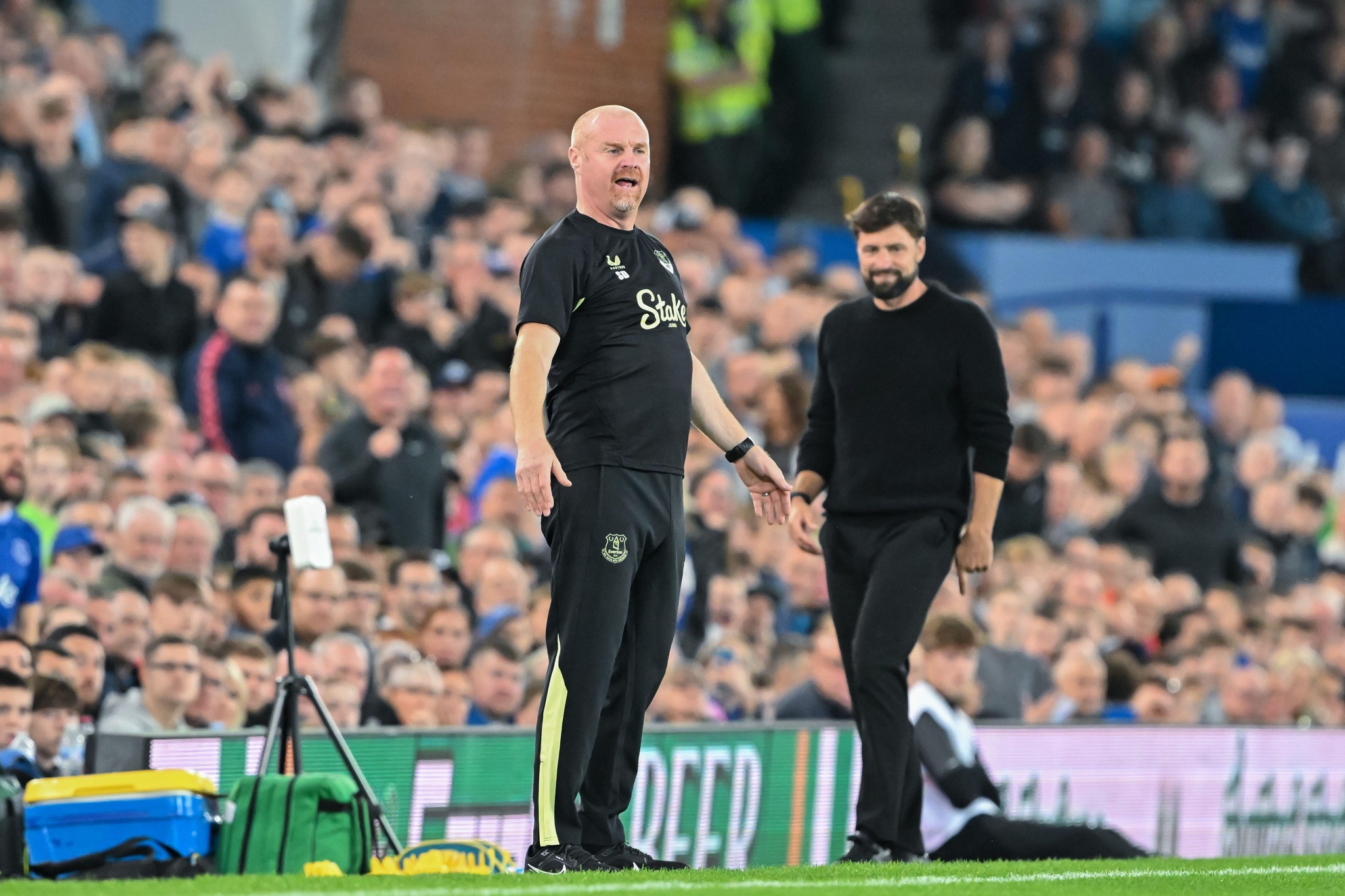 Sean Dyche manager of Everton reacts during the Carabao Cup match Everton vs Southampton at Goodison Park, Liverpool, United Kingdom, 17th September 2024 (Photo by Cody Froggatt/News Images)