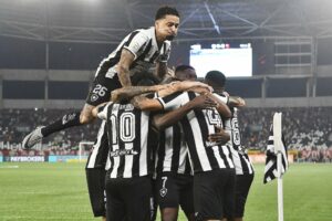 Alexander Barboza’s Transfer to Palmeiras Nears Completion