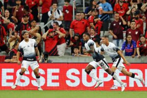 Kayke’s Injury Raises Concerns for Corinthians