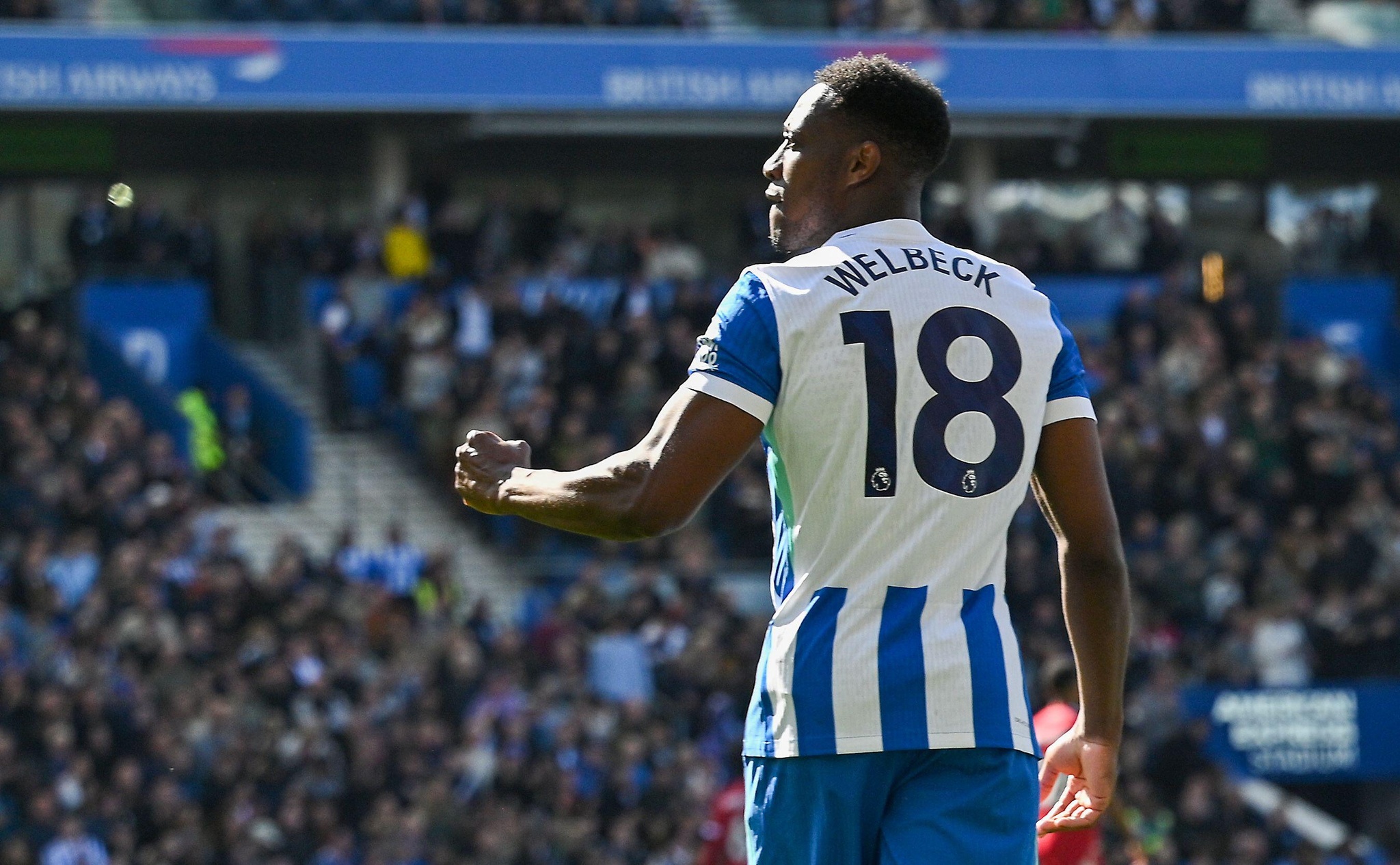 Danny Welbeck of Brighton celebrates scoring the first goal during the Premier League match between Brighton and Hove Albion and Liverpool at the American Express Stadium , Brighton , UK - 21st March 2026 Credit Simon Dack / Telephoto Images Editorial use only. No merchandising. For Football images FA and Premier League restrictions apply inc. no internet/mobile usage without FAPL license - for details contact Football Dataco