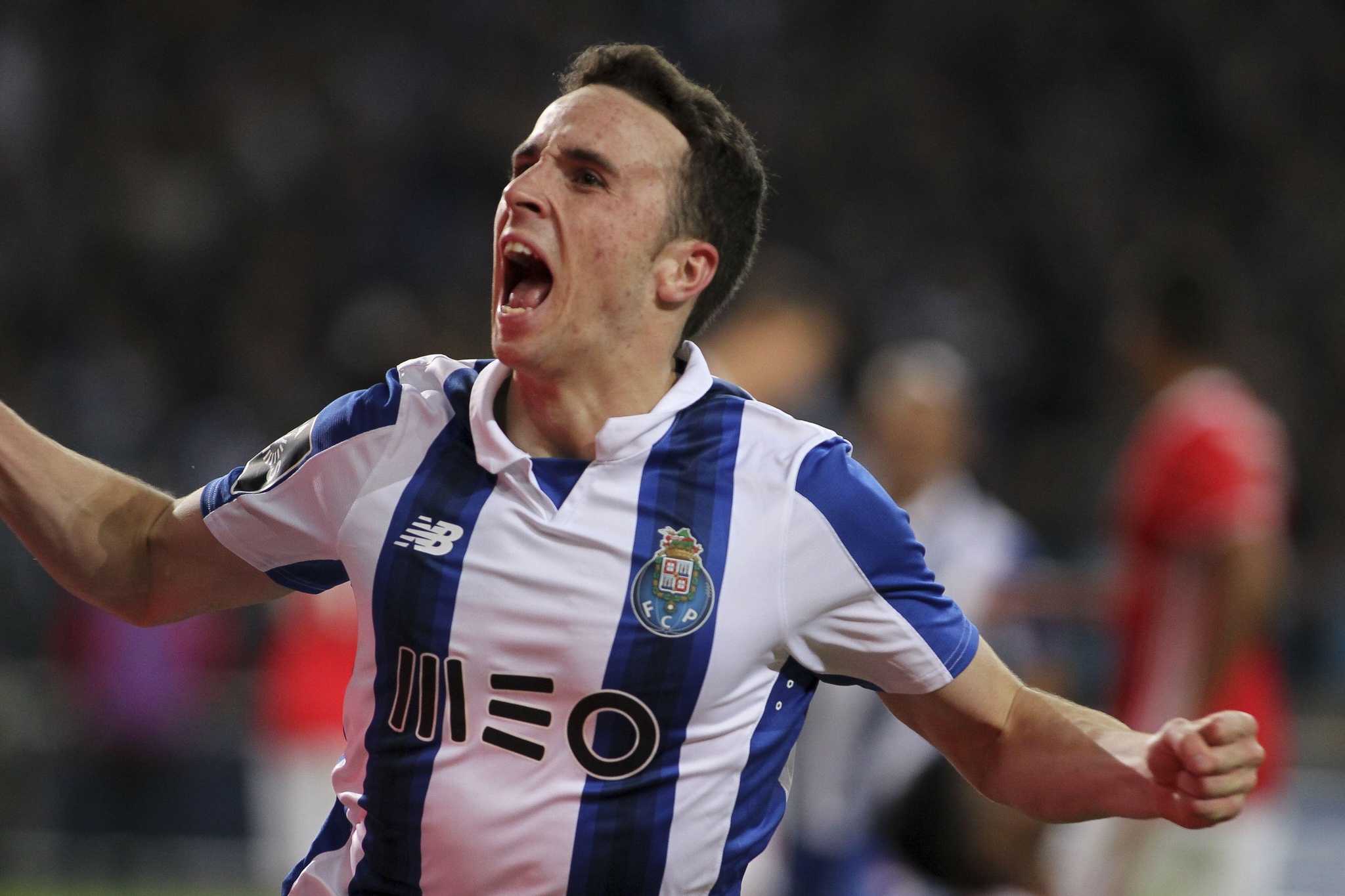 Porto's Portuguese midfielder Diogo Jota celebrates after scoring a goal during the Premier League 2016/17 match between FC Porto and SL Benfica, at Dragao Stadium in Porto on November 6, 2016. (Photo by Pedro Lopes / DPI / NurPhoto) *** Please Use Credit from Credit Field ***