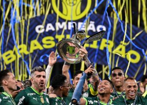 Palmeiras Initiates Contract Renewal Talks with Gustavo Gómez