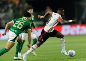 Palmeiras’ Transfer Market Maneuvers: Danilo in the Spotlight