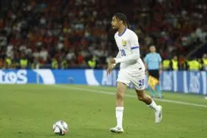 PSG’s Stance on Bradley Barcola Amidst Transfer Speculations