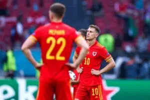 The Rollercoaster Journeys of Scott Davies and Aaron Ramsey